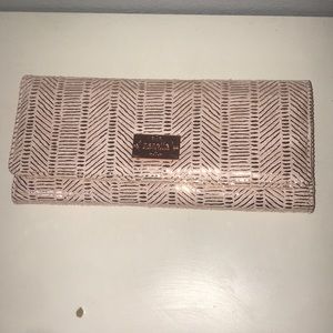 💕 Nanette Lepore Clutch 💕